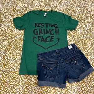 Resting grinch face tee